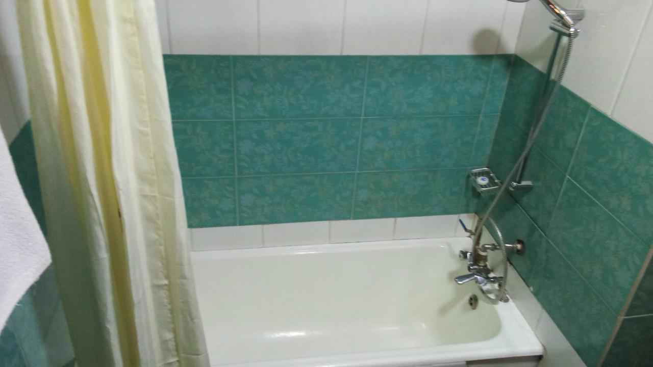 White Horse Inn Kabale Dış mekan fotoğraf