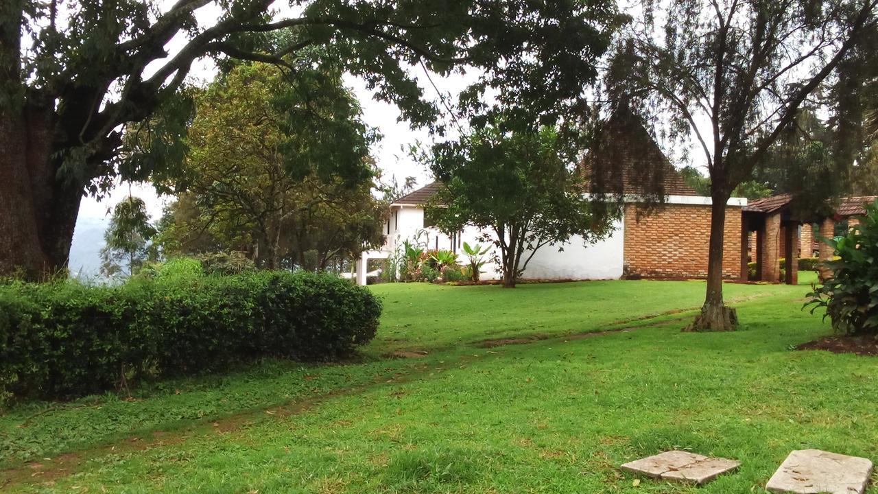 White Horse Inn Kabale Dış mekan fotoğraf